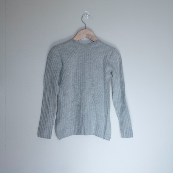 Babaton Aritzia fitted light grey wool sweater - Picture 4 of 5